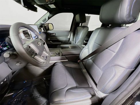 Used 2023 Toyota Tundra Platinum image 19