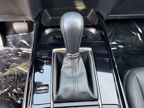 Certified 2025 MAZDA CX-30 AWD 2.5 S w/ Preferred Package image 18