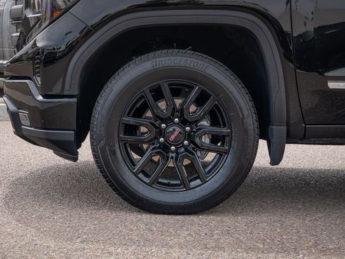 Used 2023 GMC Sierra 1500 Elevation image 9