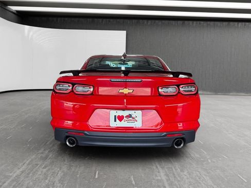 Used 2024 Chevrolet Camaro LT w/ Technology Package RWD image 4