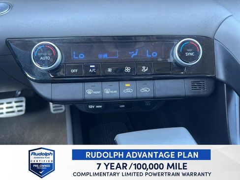 Used 2025 Hyundai Elantra Sport FWD image 36