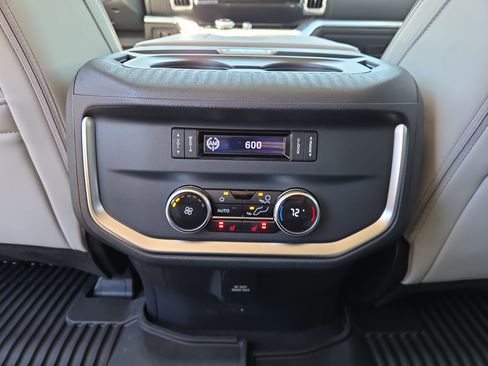 New 2026 Ford Expedition Max Platinum AWD/4WD image 9