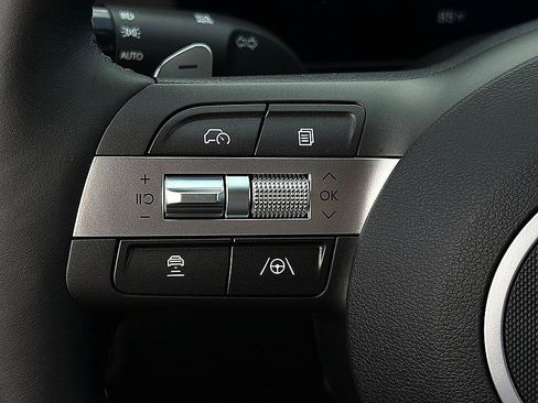 New 2027 Hyundai Kona Limited FWD image 14