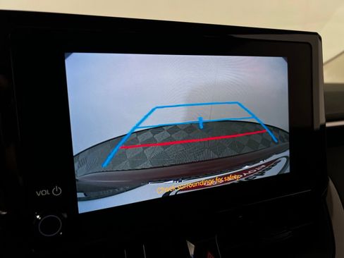 Used 2026 Toyota Corolla LE FWD image 18