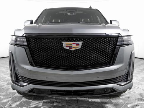 Used 2021 Cadillac Escalade ESV Sport Platinum image 2