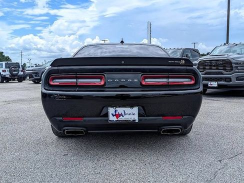 Used 2022 Dodge Challenger R/T Scat Pack RWD image 7
