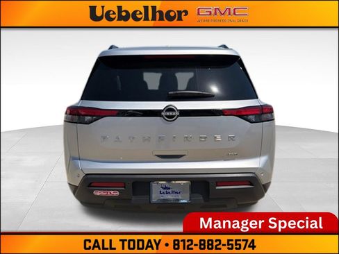 Used 2025 Nissan Pathfinder SV AWD/4WD image 10