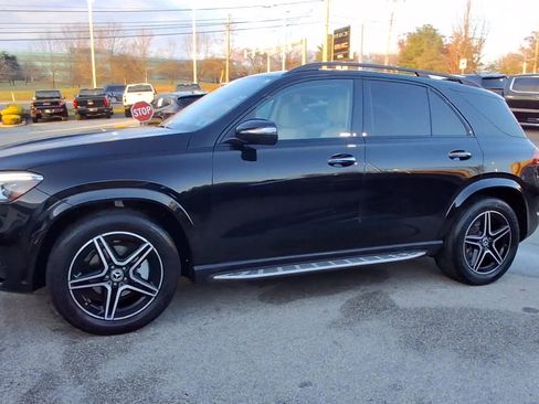 Used 2022 Mercedes-Benz GLE 350 4MATIC image 4