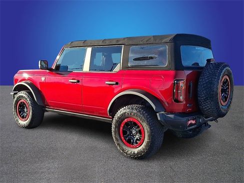 Used 2021 Ford Bronco Badlands image 6