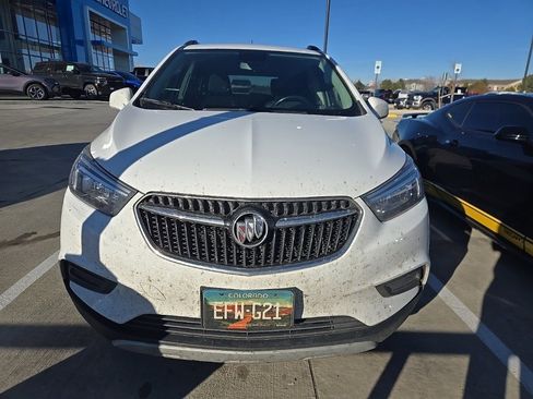 Used 2020 Buick Encore Preferred image 2
