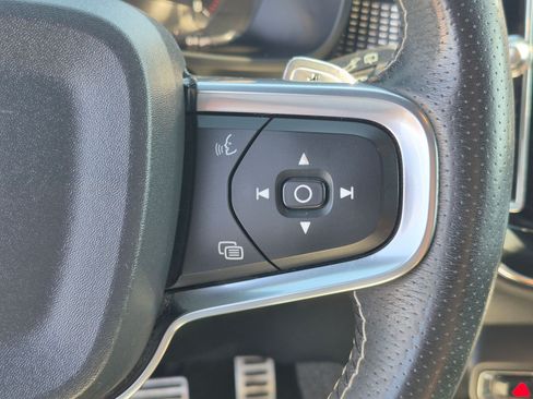 Used 2020 Volvo XC40 T5 R-Design AWD/4WD image 20
