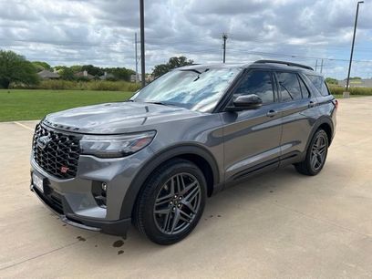 New 2026 Ford Explorer ST w/ Sun And Sound Package
