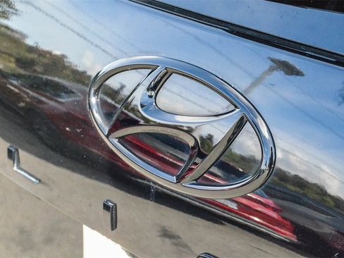 Used 2024 Hyundai Palisade Calligraphy image 8