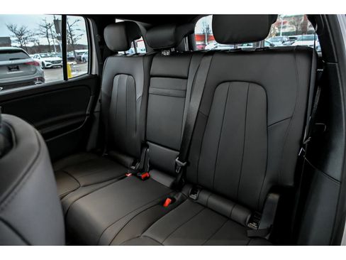 New 2026 Mercedes-Benz GLB 250 GLB 250 4MATIC image 9