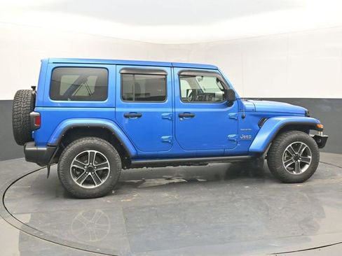 Used 2023 Jeep Wrangler Sahara image 6