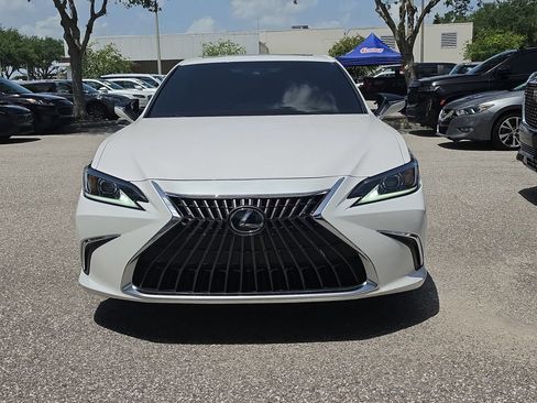 Used 2022 Lexus ES 350 FWD image 2