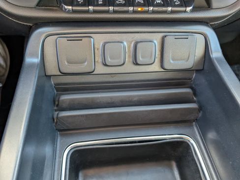 Used 2018 GMC Sierra 1500 SLT image 22