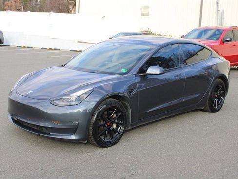 Used 2022 Tesla Model 3 Long Range image 3
