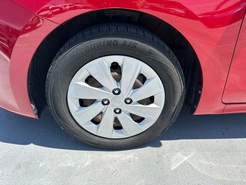 Used 2019 Kia Rio S FWD image 2