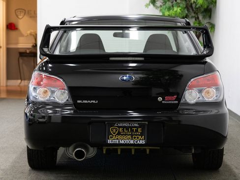 Used 2006 Subaru Impreza WRX STI image 4