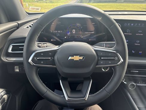 New 2026 Chevrolet Traverse LT FWD image 17