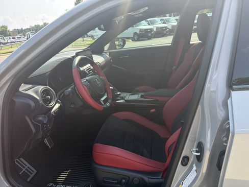 Used 2025 Lexus IS 500 w/ F-Sport Performance RWD image 19