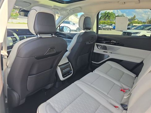New 2026 Lincoln Nautilus Black Label AWD/4WD image 11