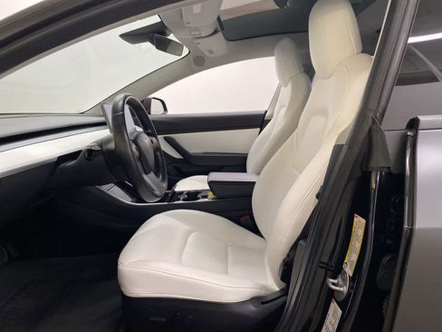 Used 2018 Tesla Model 3 Long Range image 12