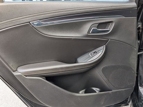 Used 2016 Chevrolet Impala LT w/ Leather Package image 22