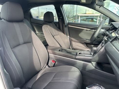 Used 2019 Honda Civic EX image 11