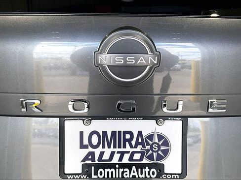 Used 2023 Nissan Rogue S AWD/4WD image 30