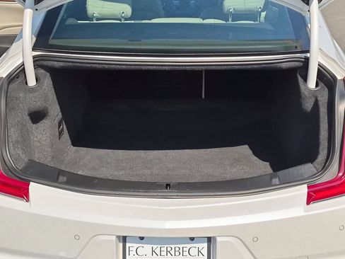 Certified 2018 Cadillac XTS Luxury FWD image 24