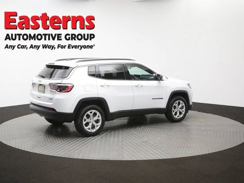 Used 2024 Jeep Compass Latitude AWD/4WD image 40