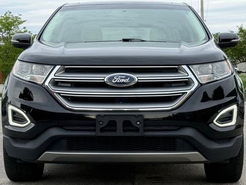 Used 2017 Ford Edge Titanium w/ Equipment Group 301A FWD image 8