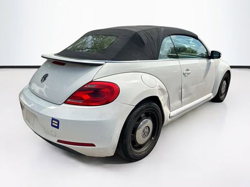Used 2013 Volkswagen Beetle 2.5 FWD image 7
