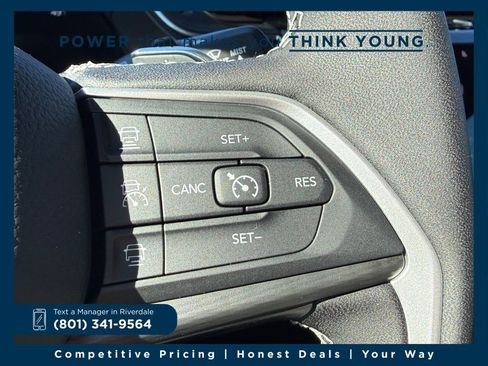 New 2025 Jeep Grand Cherokee Laredo X w/ Trailer Tow Package image 17