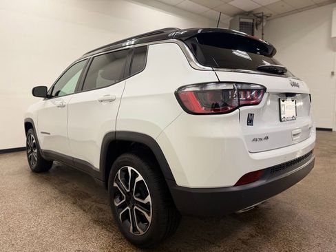Used 2023 Jeep Compass Limited w/ Sun and Sound Group image 3