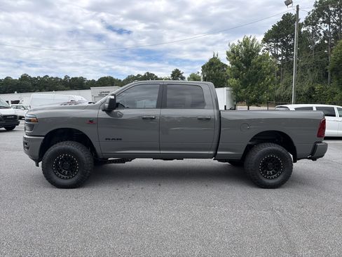 New 2026 RAM 2500 Laramie w/ Night Edition AWD/4WD image 4