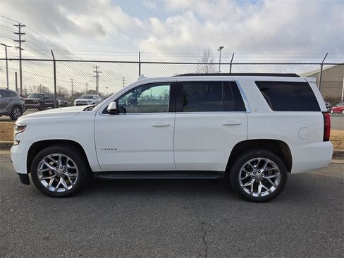 Used 2019 Chevrolet Tahoe LT image 4