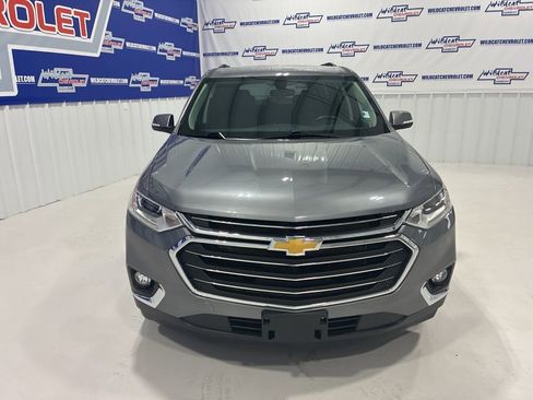 Used 2020 Chevrolet Traverse LT image 9