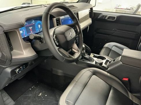New 2026 Ford Bronco Outer Banks w/ Sasquatch Package AWD/4WD image 15