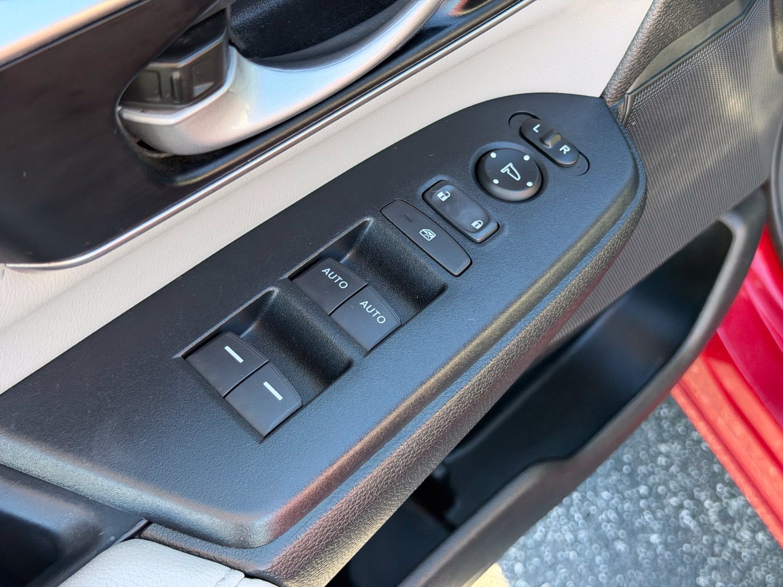 Used 2022 Honda CR-V EX-L image 14