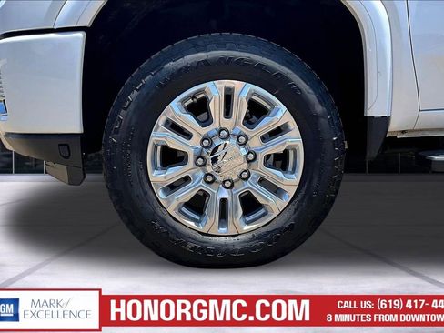 Used 2023 GMC Sierra 2500 Denali AWD/4WD image 35