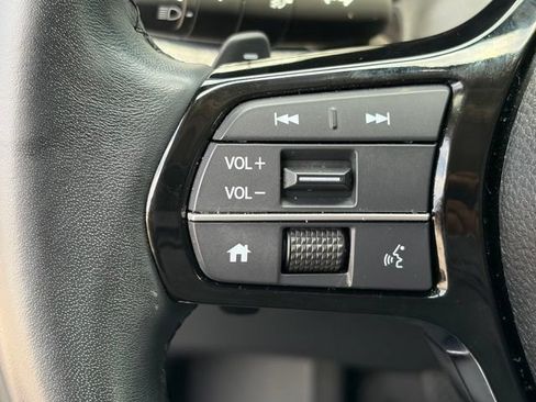 Used 2024 Honda Pilot Touring image 18