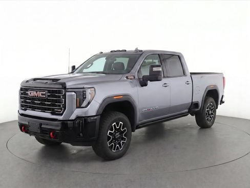 Used 2025 GMC Sierra 2500 AT4X AWD/4WD image 2
