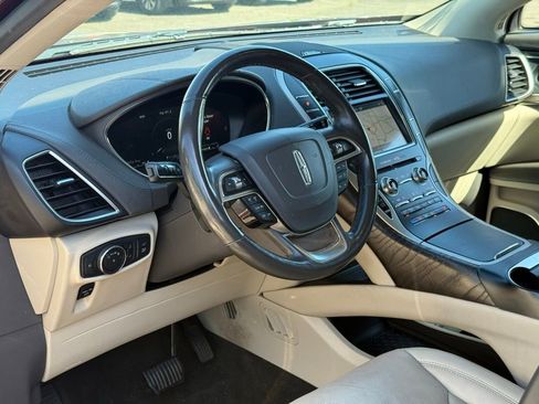 Used 2019 Lincoln Nautilus Reserve w/ Cargo Utility Package AWD/4WD image 5
