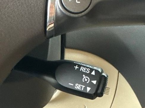 Used 2012 Lexus ES 350 FWD image 8