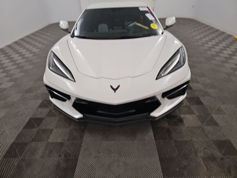 Used 2023 Chevrolet Corvette Stingray Premium Cpe w/ Z51 Performance Package RWD image 2