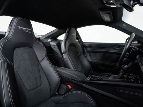 Used 2025 Porsche 911 GT3 RWD image 47