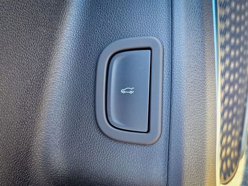 New 2026 Buick Enclave Sport Touring w/ Power Package image 13